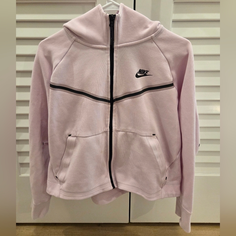 Nike Women's Soft Pink Zip-Up Jacket